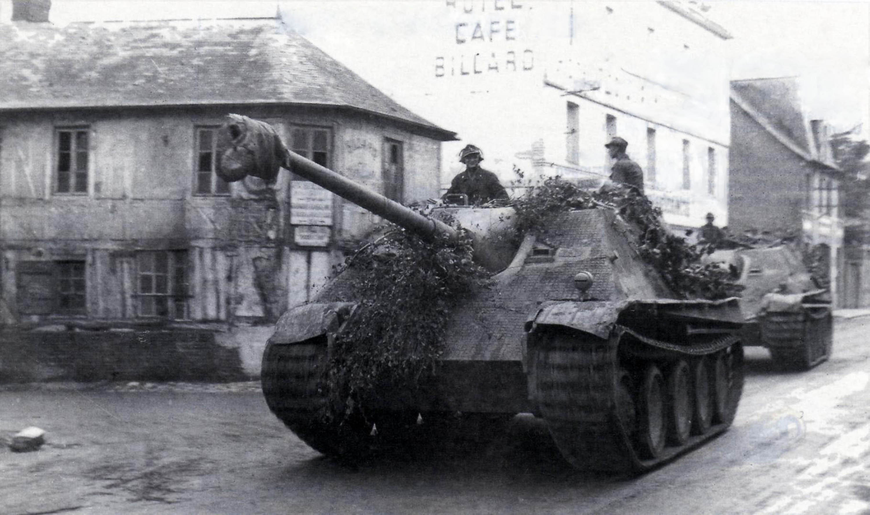 Jagdpanthers in France
