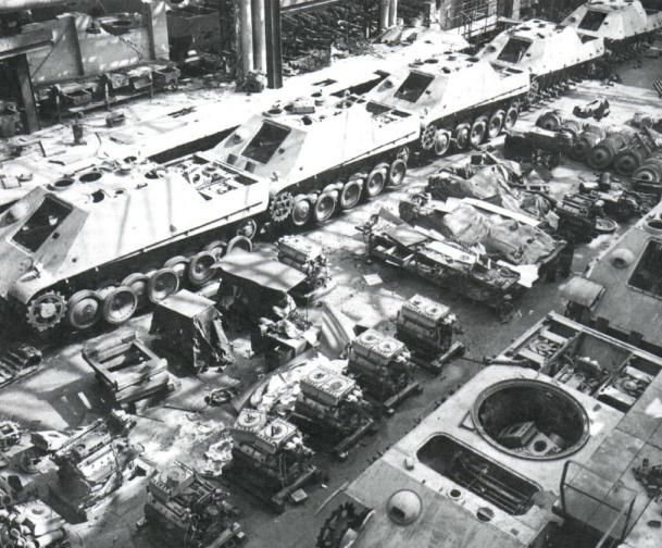 Jagdpanthers on the factory floor