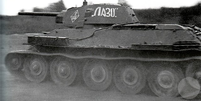 A standard T-34/76 produced at Stalingrad (STZ 264)