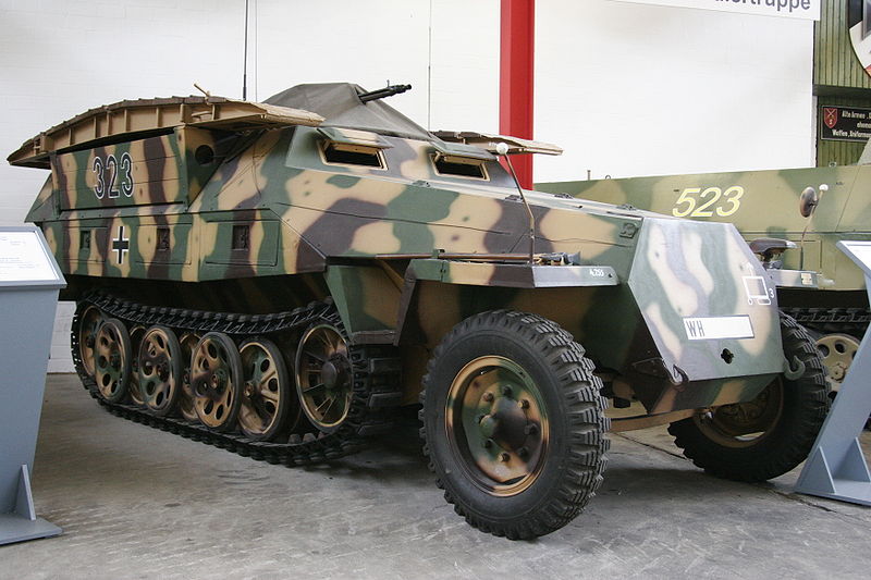 Sd.Kfz.251/7 pioneer vehicle