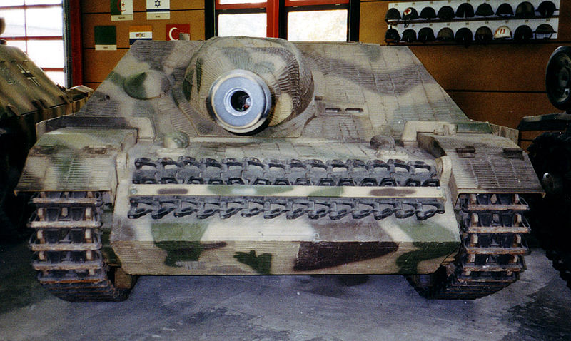 Jagdpanzer IV/70 at Munster museum - front view