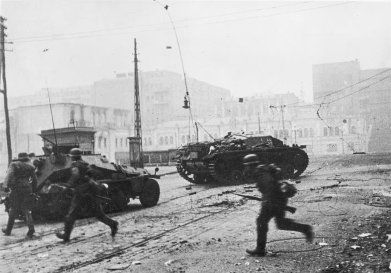 StuG III providing fire support, Kharkov