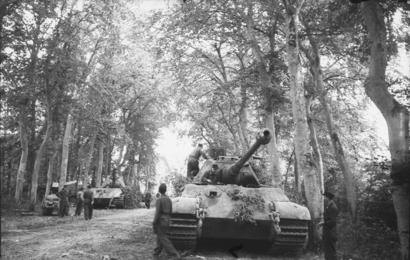 Tiger 2 in Canteloup, Normandy, 1944