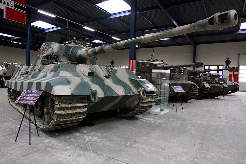 Tiger II with the Serienturm, Saumur museum