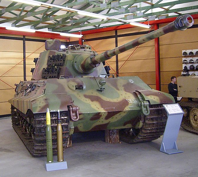 Tiger 2 front view, Munster Museum
