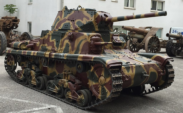 M15/42 at Saumur Museum