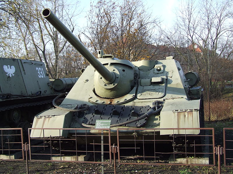 Czerniaków SU-85